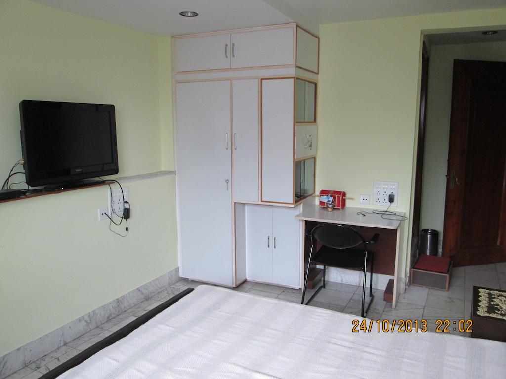 Service Apartments, Park Street, Calcutta Oda fotoğraf